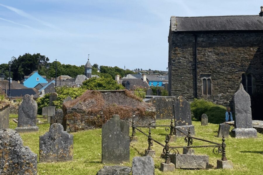 Kinsale: Guided eBike Sightseeing Tour - The ride setup: walkie-talkie helmets and step-thru ease