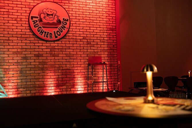 Laughter Lounge Ticket - Ireland's Biggest Comedy Club - The included drink: how the free beer or wine works