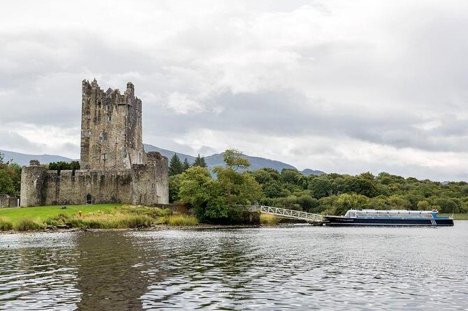 Lily of Killarney Lake Cruise - Captain Paul and the onboard story: what makes the hour feel longer