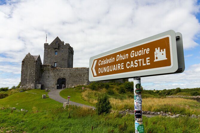 Private Cliffs of Moher Day Tour - Caherconnell ring fort and sheepdog demonstrations (and the seasonal catch)