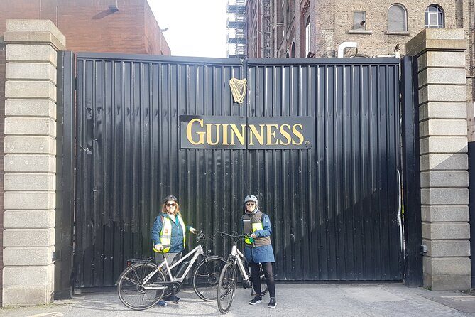 Private Dublin Historical and Heritage Tour by Bike - Dubh Linn Gardens and The 40 Steps: the small corners that explain the big myths