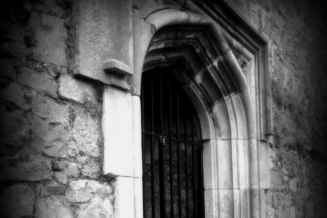 Private Ennis Dark History Tour with Dr Jane O'Brien (1-6 people) - Key highlights at a glance