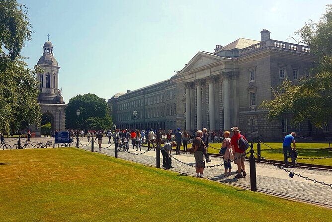Private Fantastic Walking Tour of Dublin - Ha’penny Bridge: Icons, River Views, and That Guinness-Air Moment