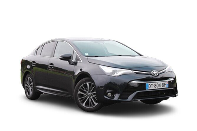 Private Sedan(4 seats) Transfer from Dublin City Center to Dublin Airport - Door-to-Door Comfort in a Quiet 4-Seat Sedan