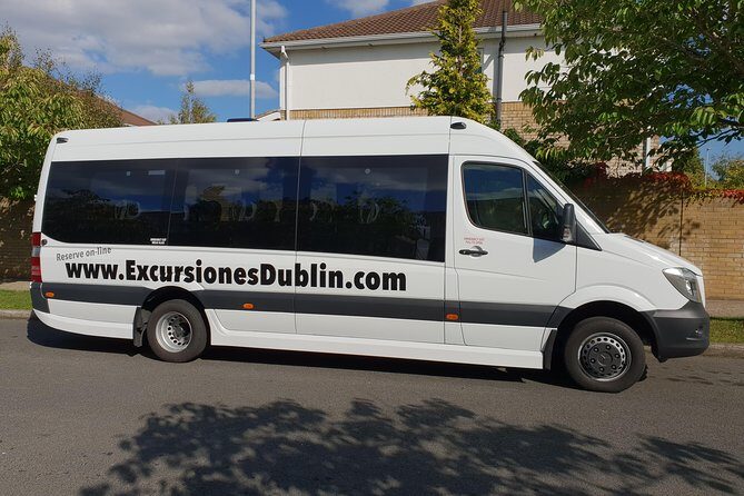 Private tour to the Cliffs of Moher guided in Spanish - Burren National Park and Galway Bay: quick, scenic wins