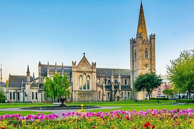 Private Transfer: Dublin Airport DUB to Dublin by Luxury Van - Free Waiting With Flight Tracking: The Part That Saves Your Trip
