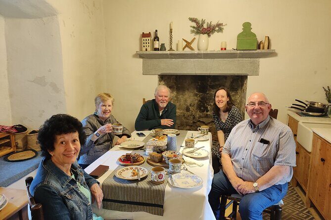 Private visit in an Irish Castle Home - Donal and Alison Host the Way You Want to Be Hosted