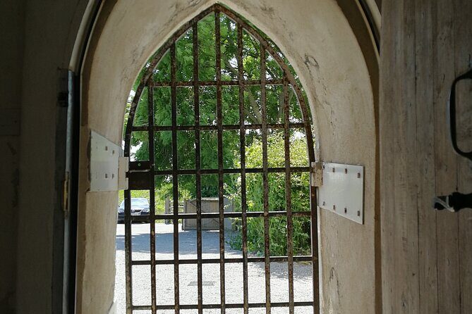 Private visit in an Irish Castle Home - Getting There and What to Expect on Arrival