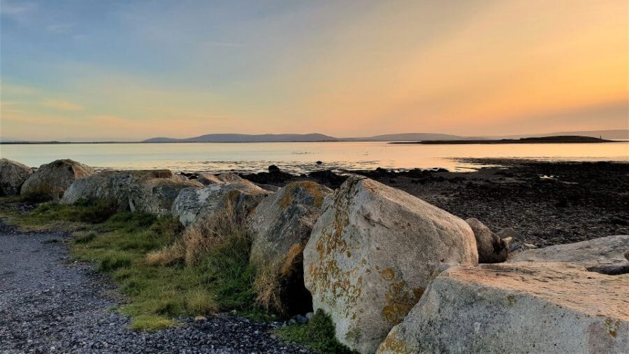 Rail Tour: The Cliffs of Moher & Bunratty Castle Tour - Doolin Pub Lunch Stop: Where You Refuel (and What You’ll Pay)