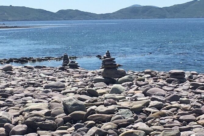 Ring of Kerry private Tour from Killarney, Car or minibus - Waterville Beach: Lunch time, seaside calm, and a famous holiday spot