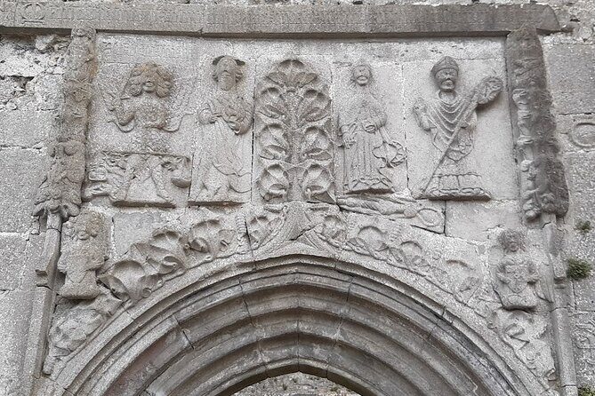 Sean's Bar, Athlone Castle and Clonmacnoise Monastery - Key Things That Make This Day Trip Work