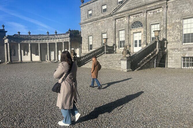 Sheepdogs in the countryside, authentic Dubliners city tour combo - Jameson Distillery Bow St.: how to enjoy 45 minutes without rushing