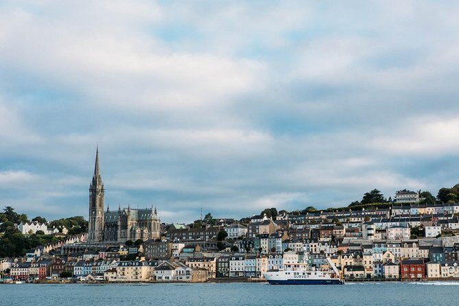 Shore Excursion From Cork: Including Blarney Castle and Kinsale - Guide Style and English Commentary: Enjoy the Banter, Manage the Tone