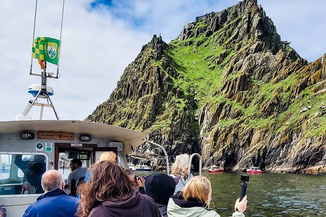 Skellig Michael : Ultimate Skellig Coast Tour with AquaTerra - The Return Cruise: Illaunloughan and Portmagee’s Fishing and Piracy
