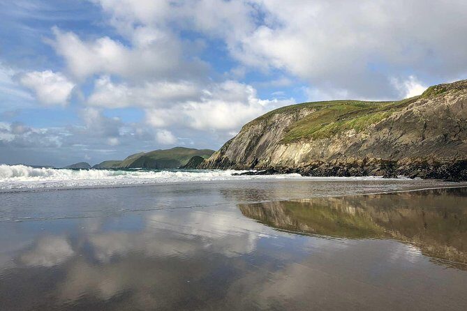 Slea Head Photo & Sightseeing Tour - Stop 2: Cross at Slea Head and the small-walk photo option