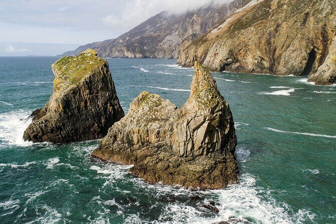 Slieve League cliffs cruise. Donegal. Guided. 1 ¾ hours. - Carrigan Head to Slieve League: when the cliffs finally show up