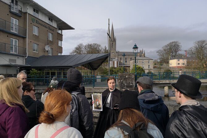 Sligo Dark Tales Private Tour - Umbrellas and Ponchos: Rain-Proof Planning That Actually Helps