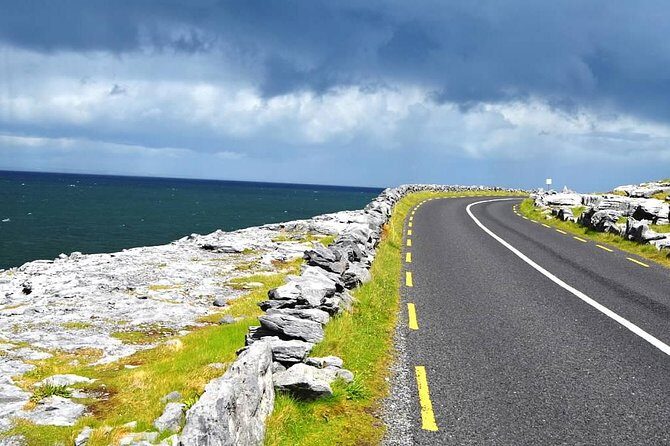 Small Group - Cliffs Cruise, Aran Islands AND Connemara in One Day from Galway - Group Size, Guides, and the Pace: Small-Group Means Less Waiting