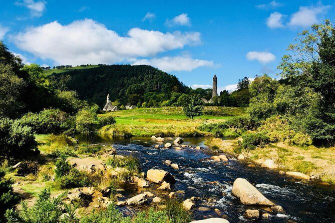 Spanish Glendalough And Powerscourt Tour - Glendalough monastic settlement: the Valley of Two Lakes in human scale