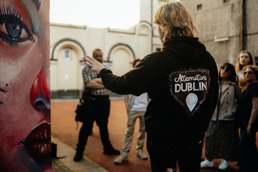 Street Art Walking Tour - The Grand Social start: getting your bearings fast