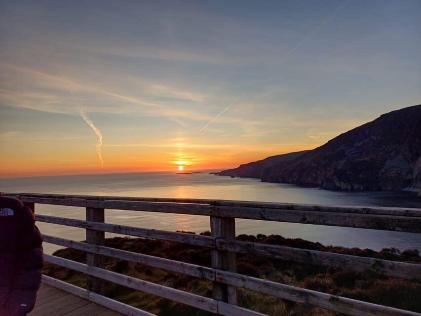 Teresa's slieve league tour - Entering the Slieve League experience at Sliabh Liag