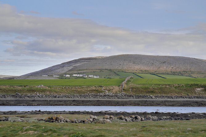 The Burren and Cliffs of Moher Private Tour from Galway - Caherconnell Fort: stone walls you can actually walk
