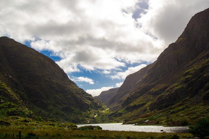 The Gap of Dunloe Adventure Day Tour from Killarney - Black Valley by jaunting car: the horse ride that explains the place