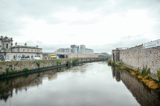 The History of Dublin With Locals: 1916 Easter Rising PRIVATE Tour - Walking reality: what to pack and how to pace yourself