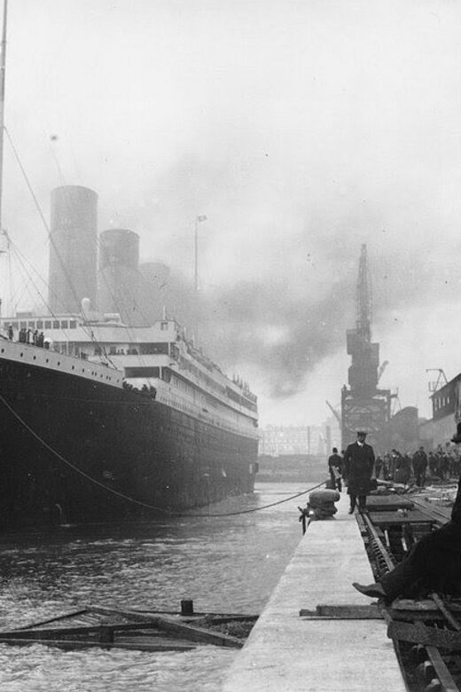 The Titanic Trail: 1-Hour Guided Walking Tour of Cobh - Walking the Titanic Trail: why Cobh works so well on foot