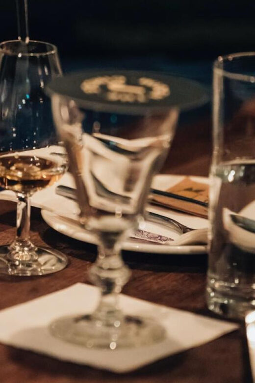 The Whiskey Trail - The Dublin Story Behind the Glass: What the Guide Is Really Doing