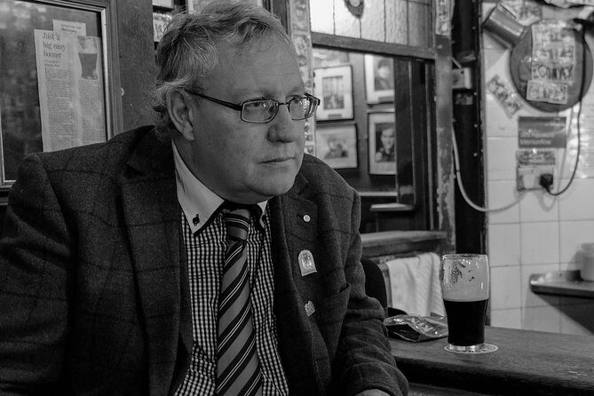 Walking tour in Merrion Square Park - Dublin Rogues Tour - Price and value: what $28.66 buys you in Dublin