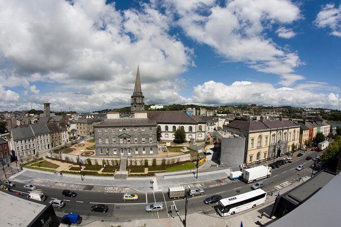 Waterford Treasures: Bishop's Palace - Choosing reenactor-led vs self-guided: pick the style that matches your day