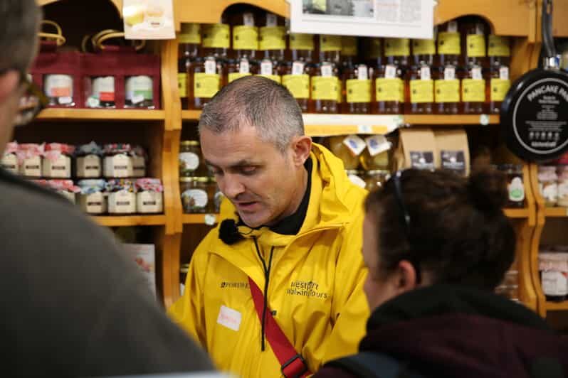 Westport: Fun-filled walking tour of a beautiful town - Flower-Lined Streets and Local Faces: Why the Atmosphere Matters
