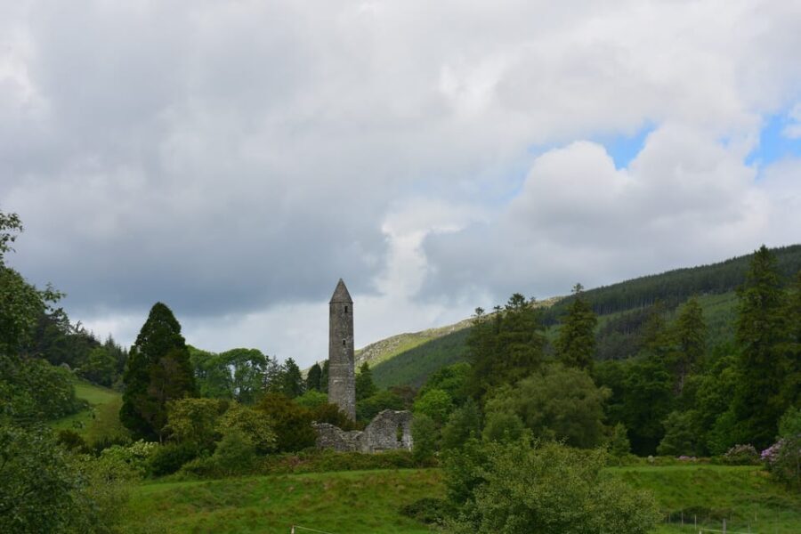 Wicklow Mountains Private Day Tour including Glendalough - The return route back to Dublin (and why the alternative matters)